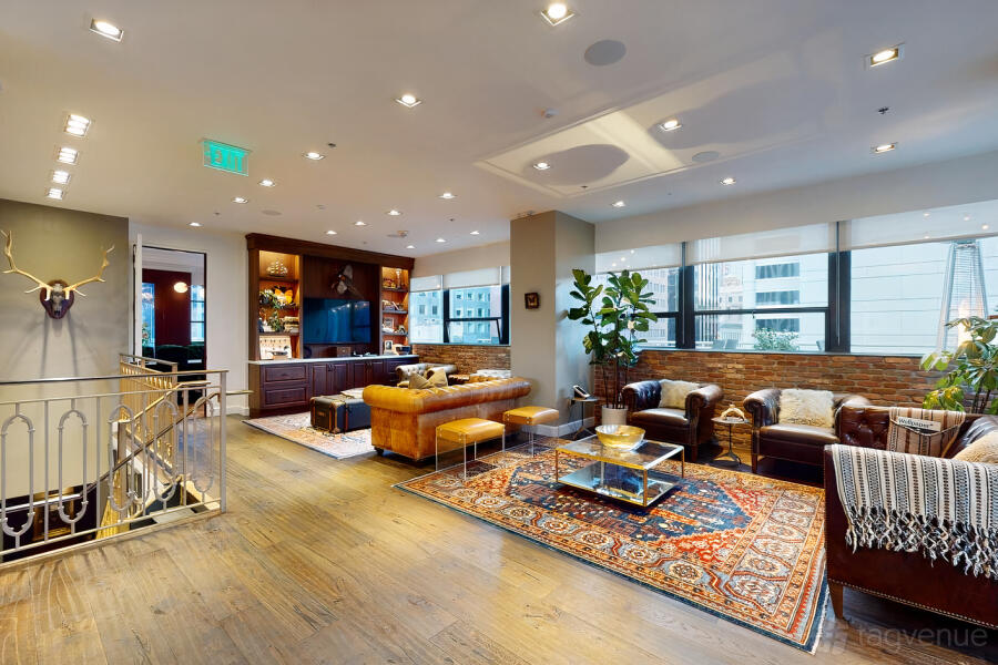 Living Room at The Newhall Nest in Financial District, San Francisco, CA