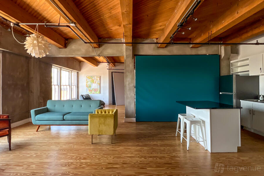 ARE SPACE at NEGATIVE SPACE RENTALS in Downtown Houston, TX