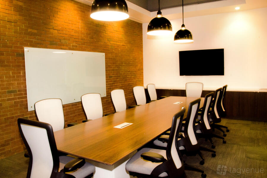 Large Conference Room at VenturePoint Dominion in San Antonio, TX